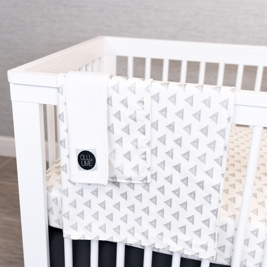 My Little Hat - Deluxe Nursery Bedding Set - Light Gray on Ivory - Olli+Lime